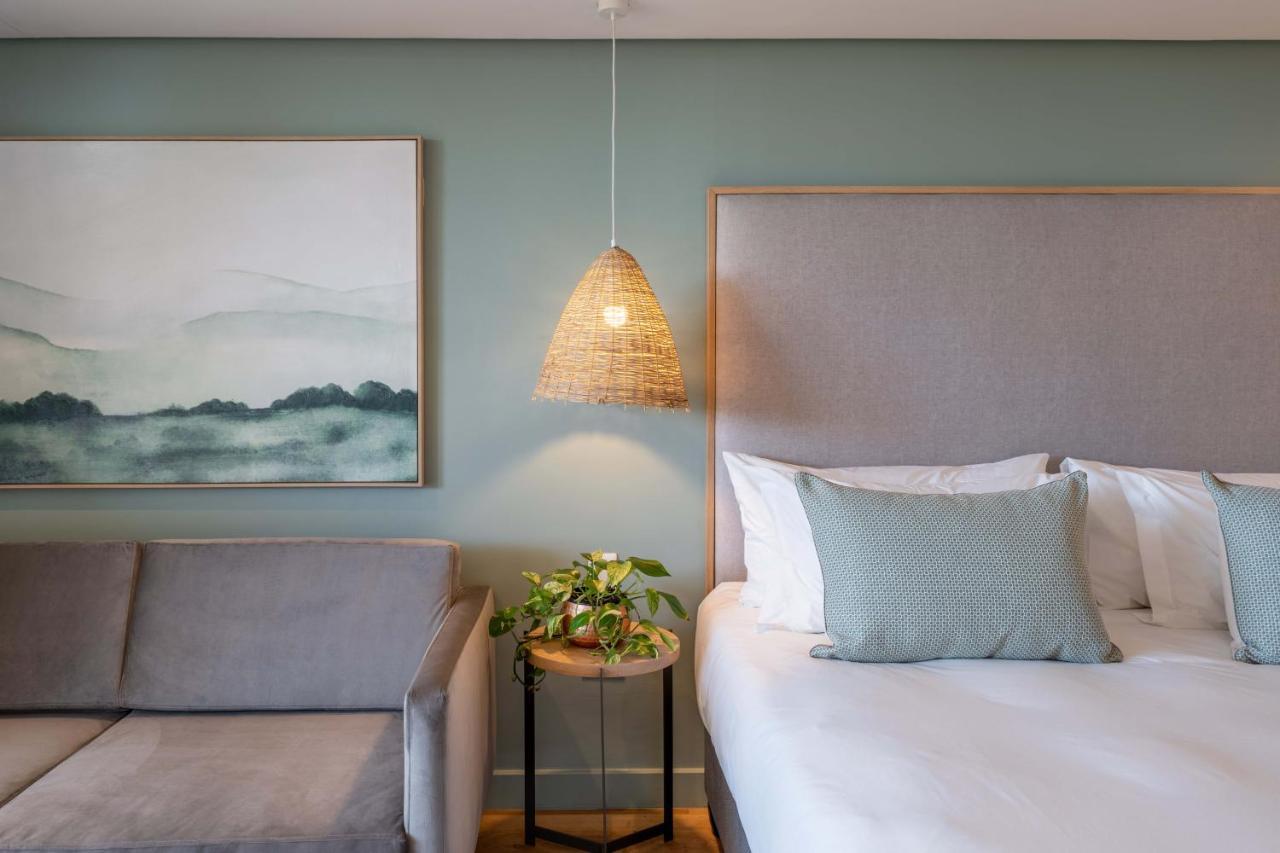 Plett Quarter Hotel - Lion Roars Hotels & Lodges Плеттенберг-Бей Экстерьер фото